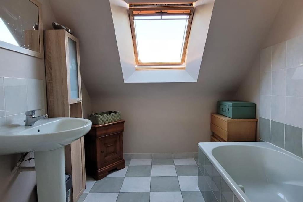 Maison 4 Chambres Pour 8 Personnes دول دي بْروتانْيِ المظهر الخارجي الصورة